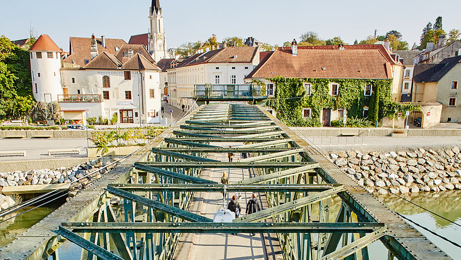 [Translate to English:] Bildausschnitt Hubbrücke von oben